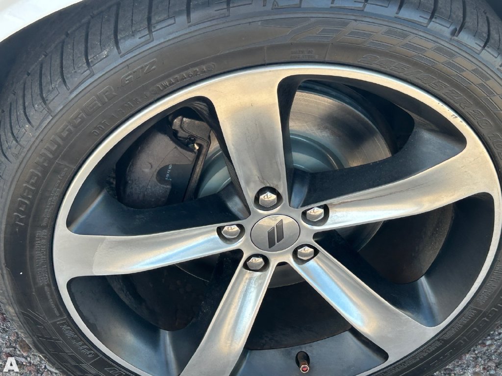 Used 2019 Dodge Challenger R/T w/ Driver Convenience Group RWD image 10