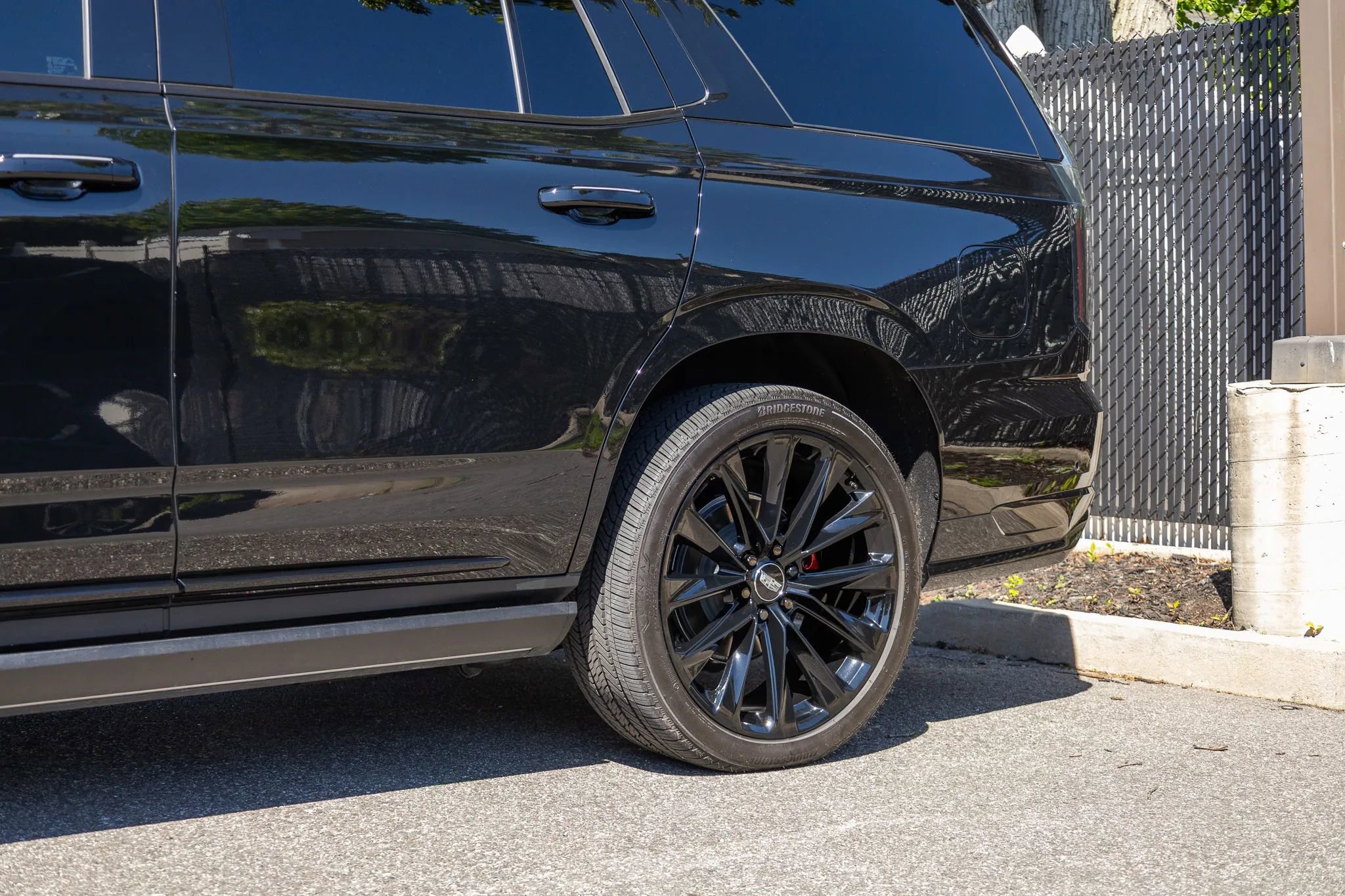 Used 2026 Cadillac Escalade V AWD/4WD image 39