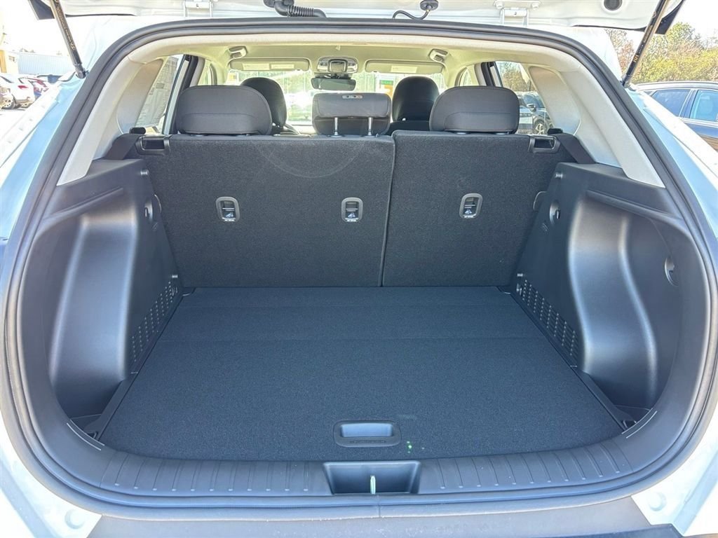 Used 2026 Hyundai Kona SEL Sport FWD image 13