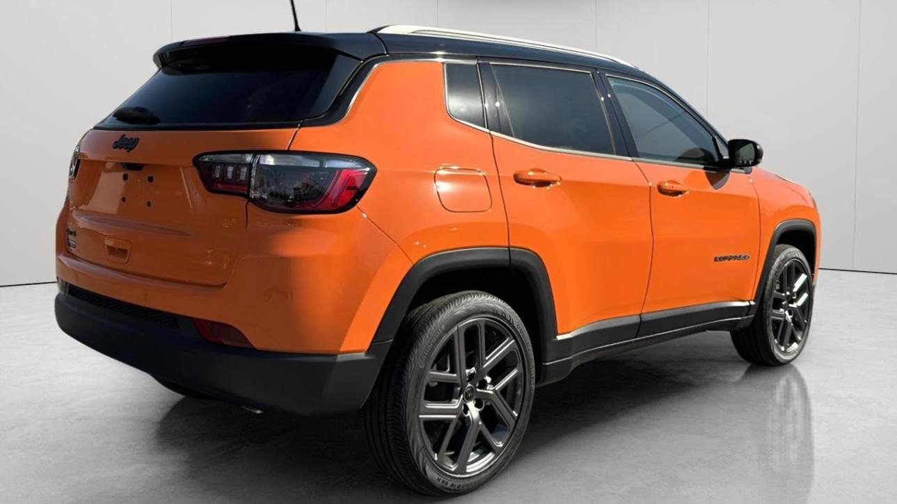 New 2026 Jeep Compass Limited image 4