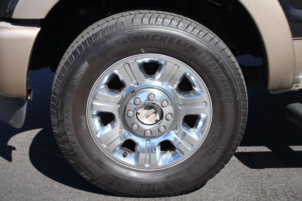 Used 2013 Ford F250 King Ranch w/ King Ranch w/Chrome Pkg image 13