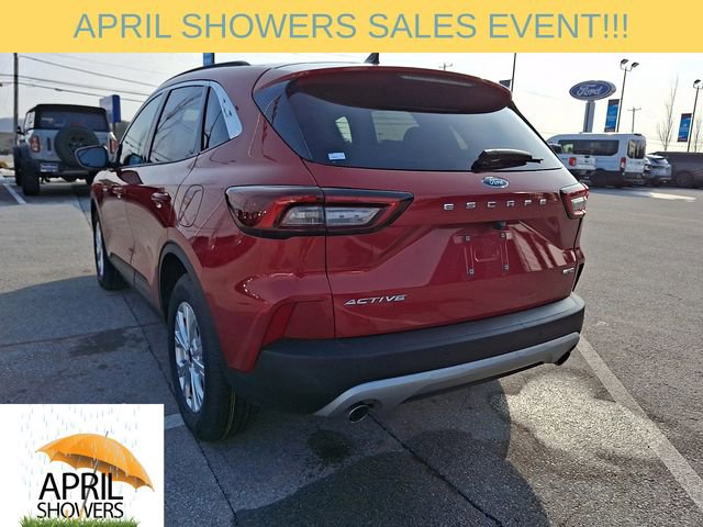 Used 2023 Ford Escape Active w/ Tech Pack #1 AWD/4WD image 8