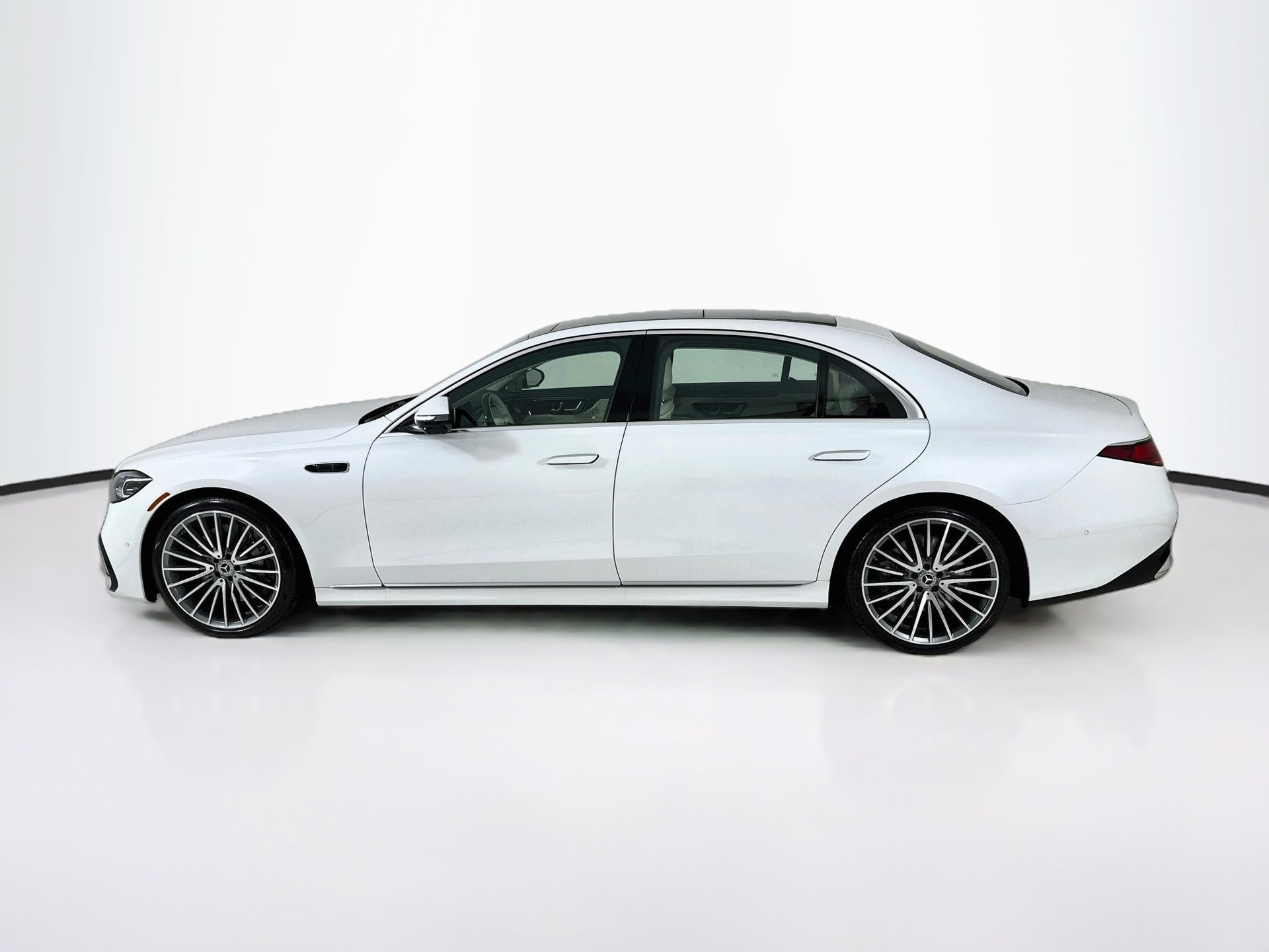 New 2027 Mercedes-Benz S 580 4MATIC Sedan image 5
