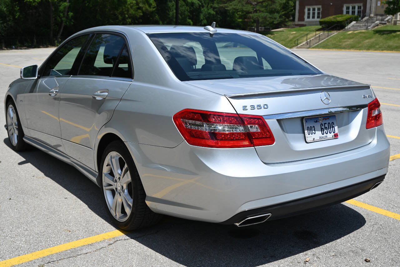 Used 2012 Mercedes-Benz E 350 4MATIC Sedan image 3