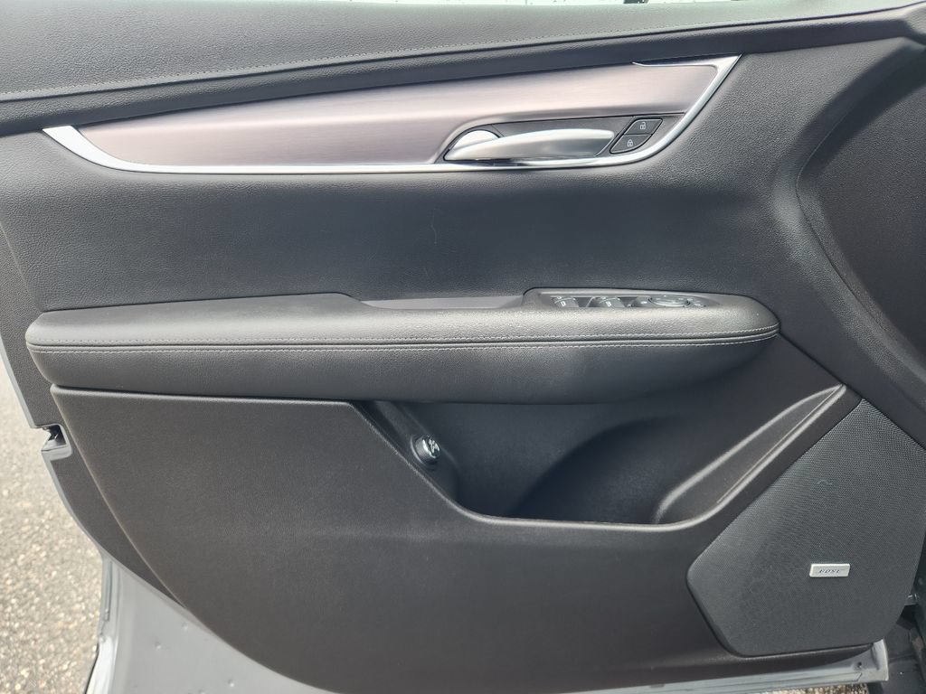 Used 2023 Cadillac XT5 Luxury FWD image 15