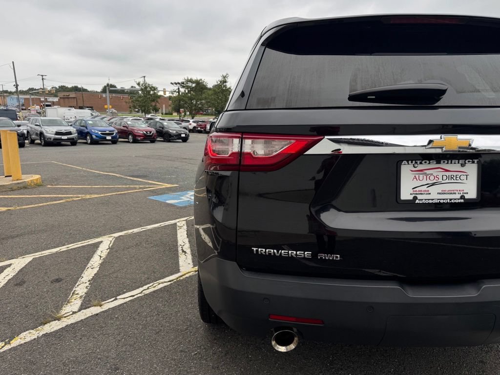 Used 2019 Chevrolet Traverse LT w/ LT Premium Package AWD/4WD image 12