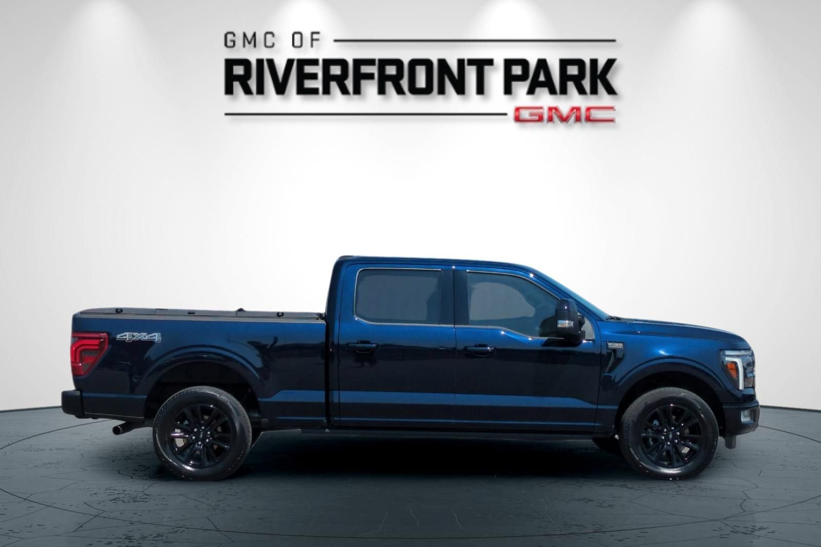 Used 2025 Ford F150 Platinum AWD/4WD image 2