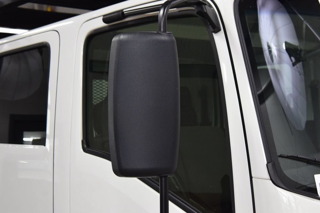 Used 2025 Chevrolet Low Cab Forward 5500XD RWD image 10