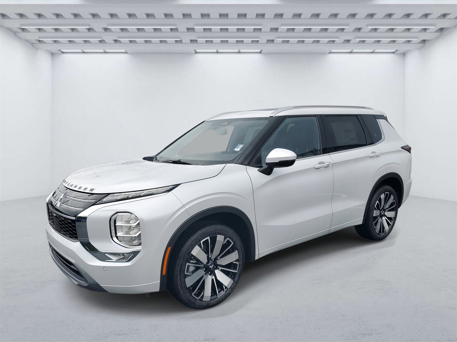 New 2025 Mitsubishi Outlander SEL image 2