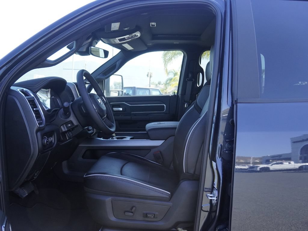 New 2026 RAM 2500 Laramie w/ Night Edition AWD/4WD image 23