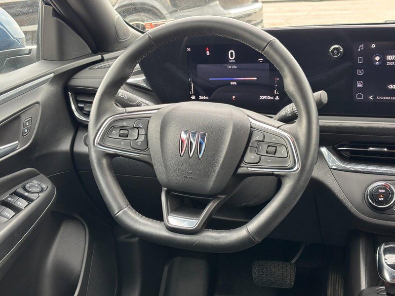 Used 2025 Buick Envista Preferred w/ Convenience I Package image 12