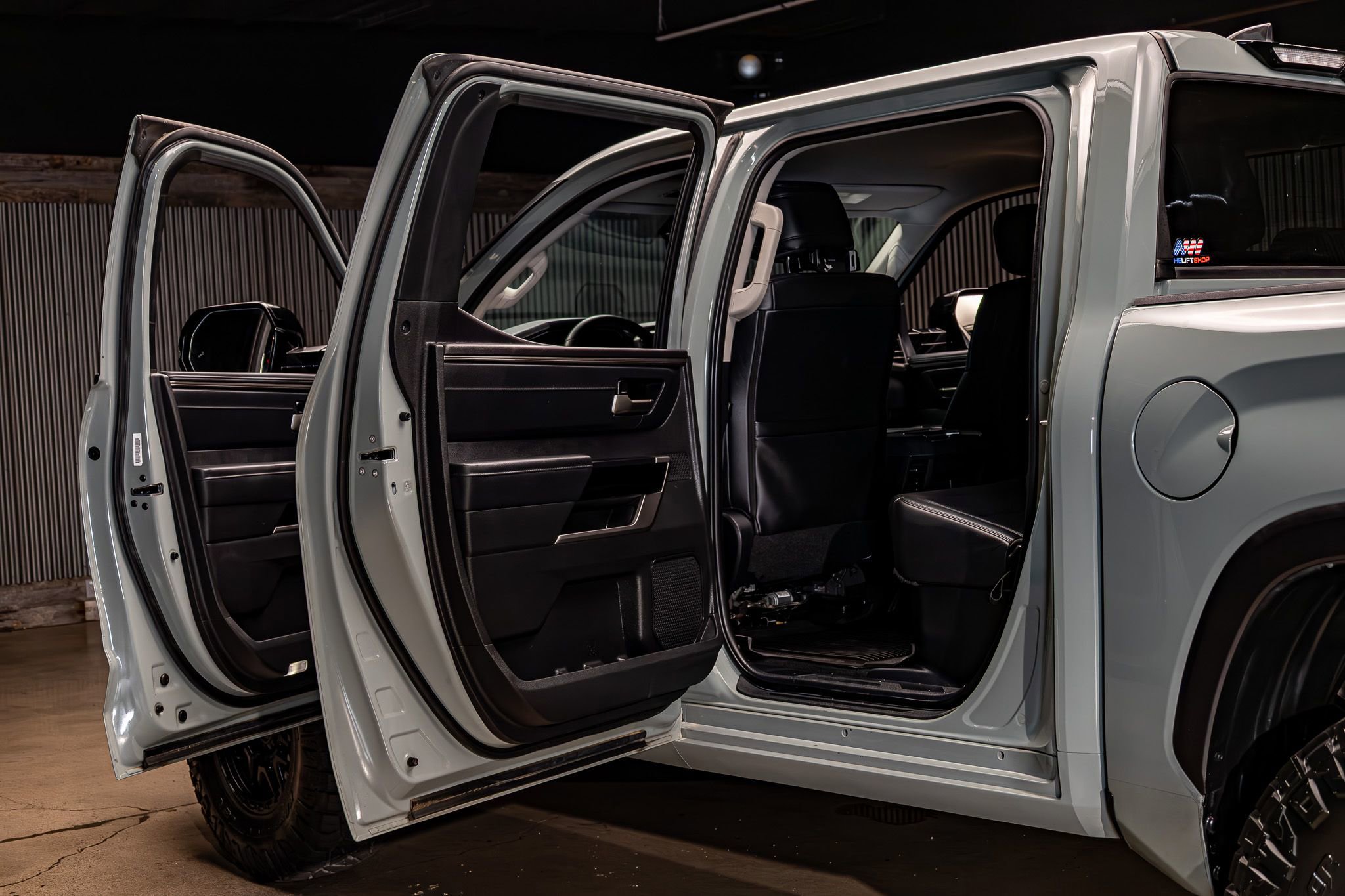 Used 2024 Toyota Tundra Limited image 29