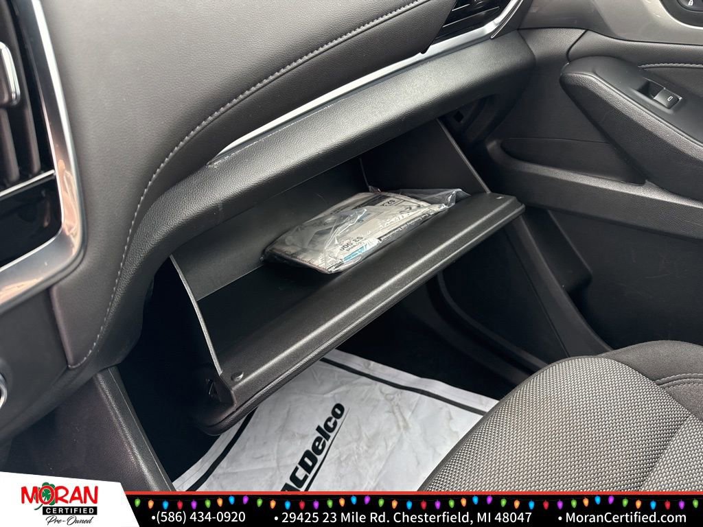 Used 2023 Chevrolet Traverse LT w/ Midnight/Sport Edition image 22