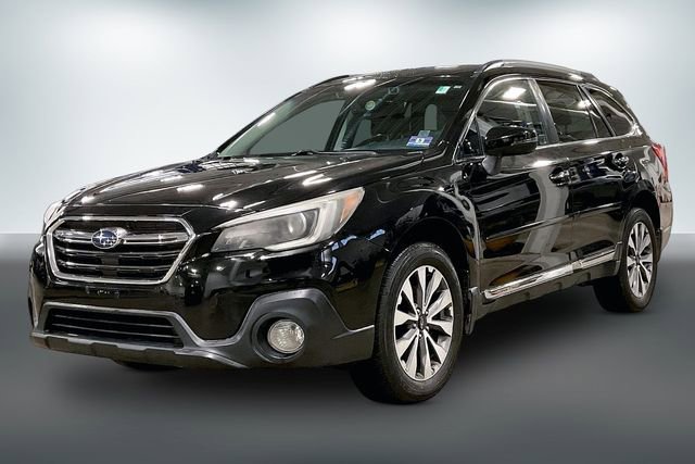 Used 2018 Subaru Outback 2.5i Touring AWD/4WD image 3