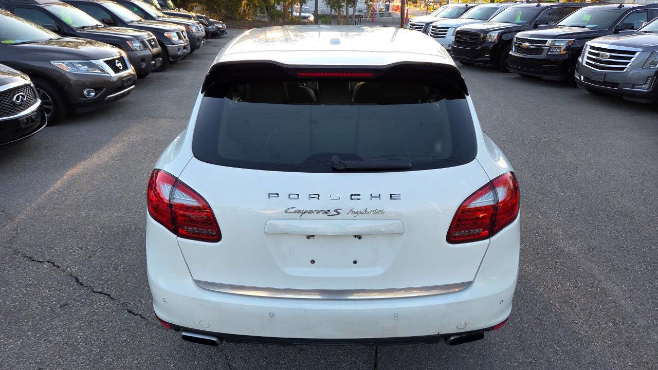 Used 2012 Porsche Cayenne S AWD/4WD image 12