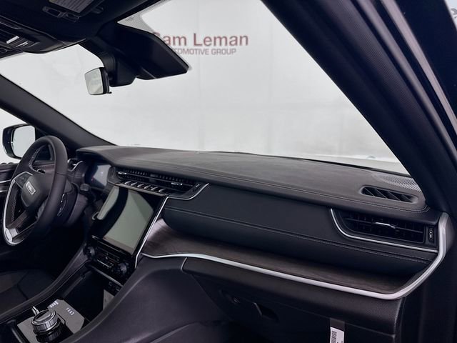 New 2025 Jeep Grand Cherokee L Limited image 31