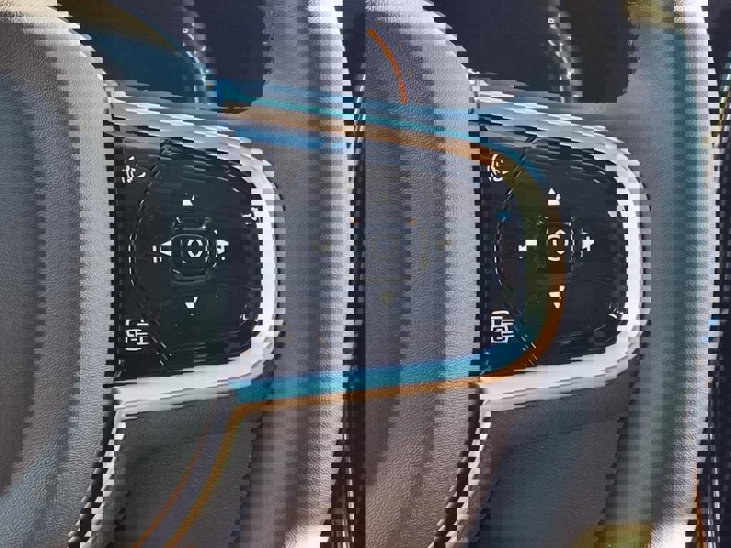 New 2026 Volvo XC60 B5 Plus w/ Protection Package Premier image 20