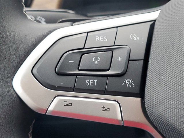 New 2025 Volkswagen Atlas SE image 26