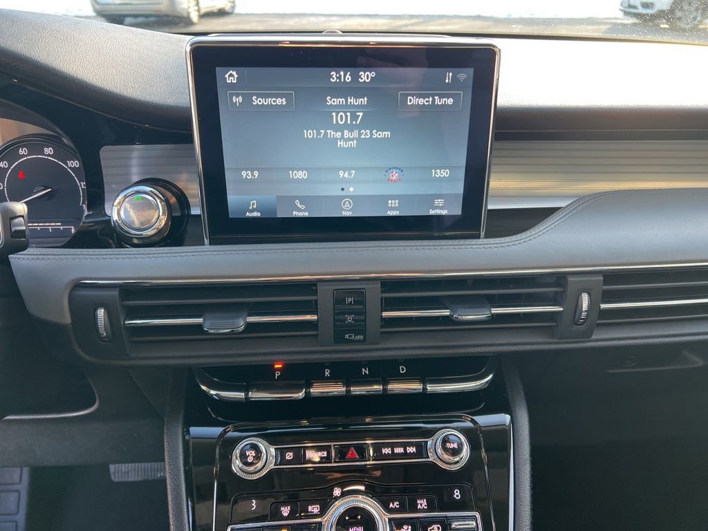 Used 2020 Lincoln Corsair AWD w/ Premium Package image 20