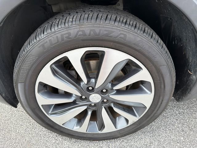 Used 2021 Buick Encore Preferred w/ Safety Package II AWD/4WD image 11