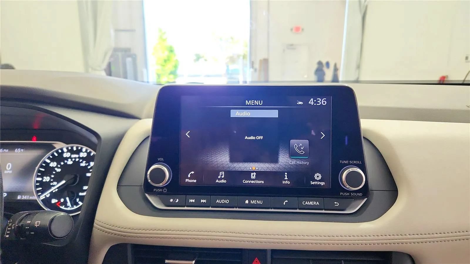 Used 2023 Nissan Rogue SV FWD image 24