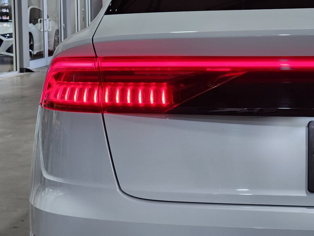 Used 2020 Audi Q8 Prestige AWD/4WD image 20