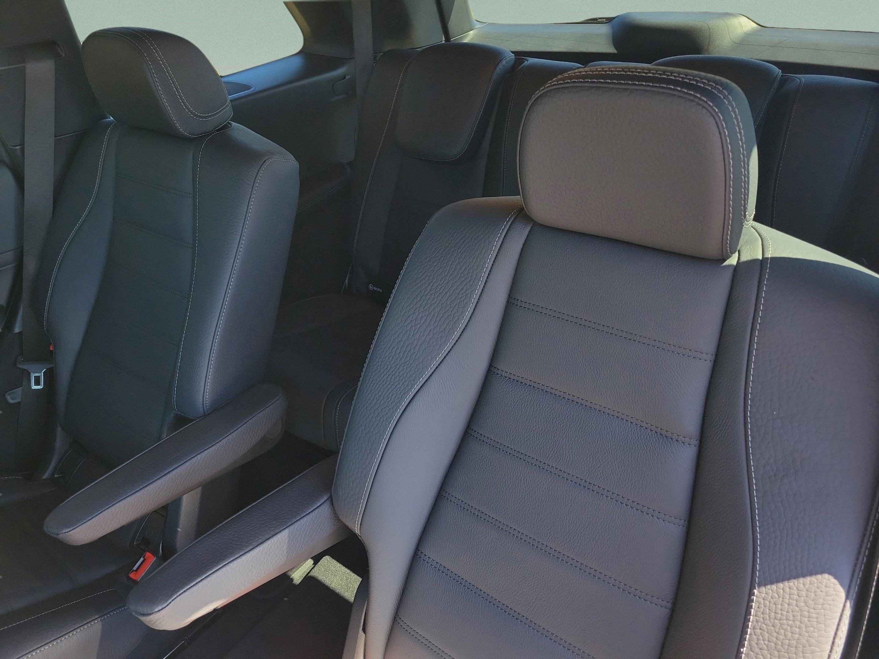 Certified 2026 Mercedes-Benz GLS 580 4MATIC image 8