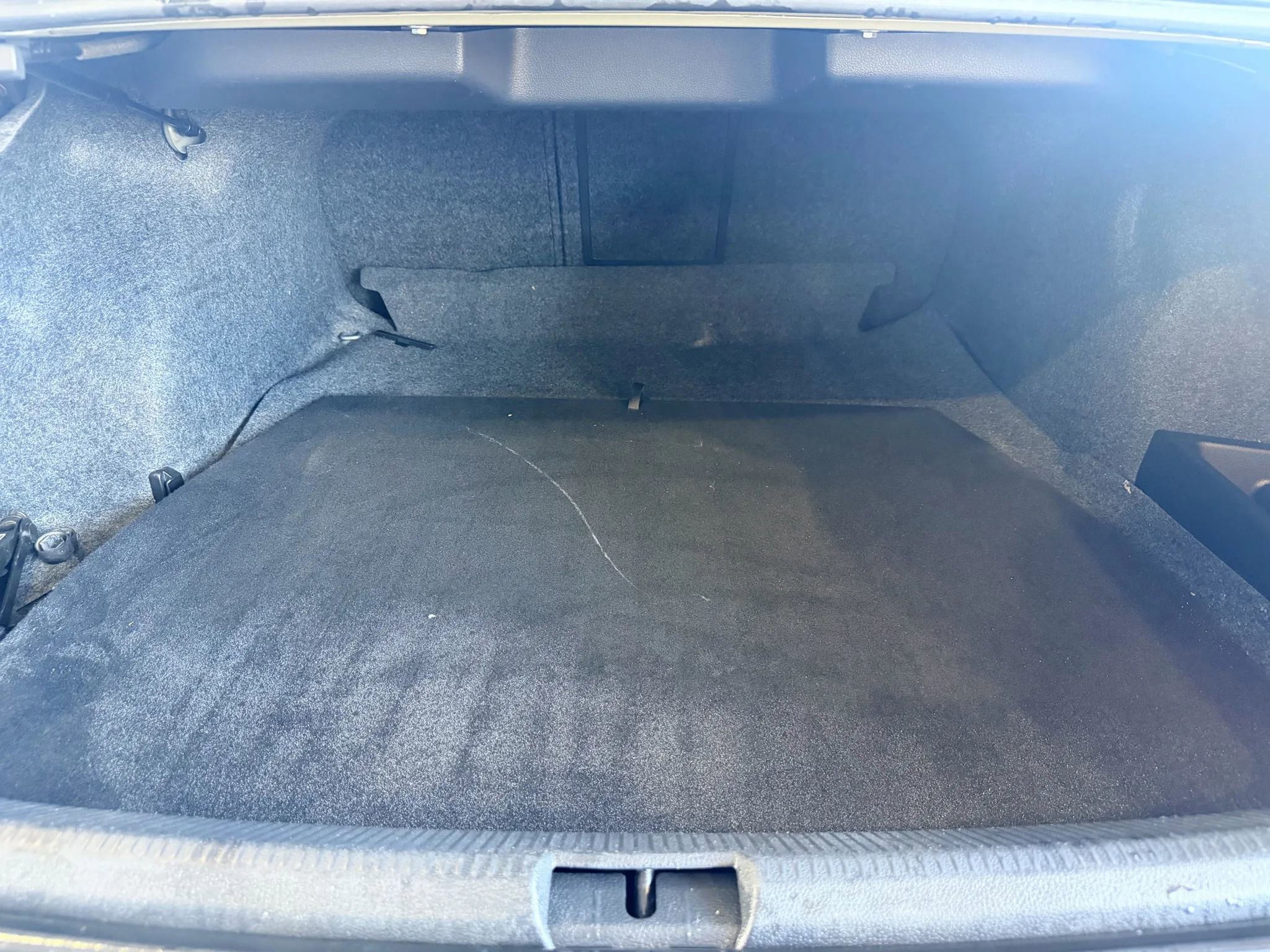 Used 2014 Volkswagen Passat TDI SEL Premium image 22