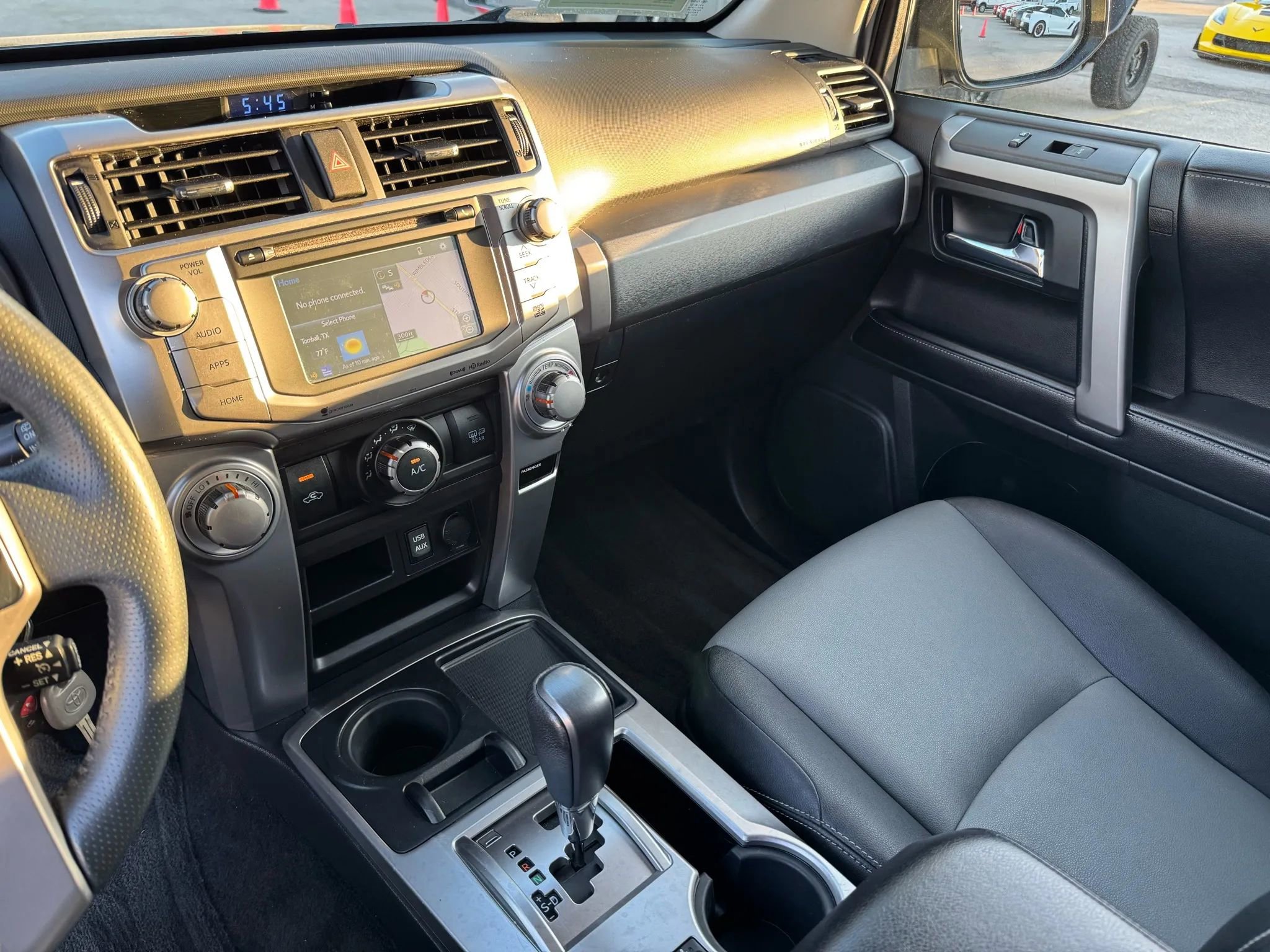 Used 2016 Toyota 4Runner SR5 Premium image 38