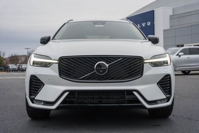 New 2026 Volvo XC60 B5 Ultra w/ Protection Package Premier image 2