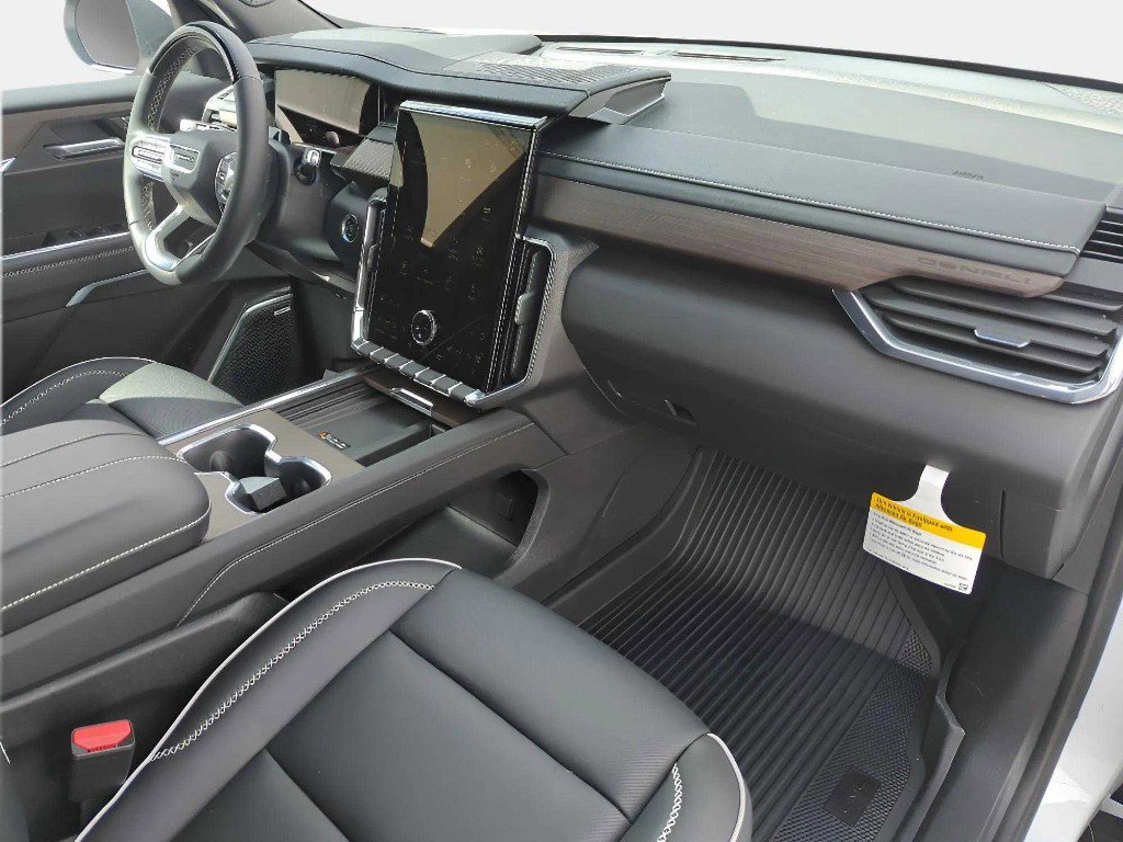 New 2025 GMC Acadia Denali w/ Super Cruise Package image 17