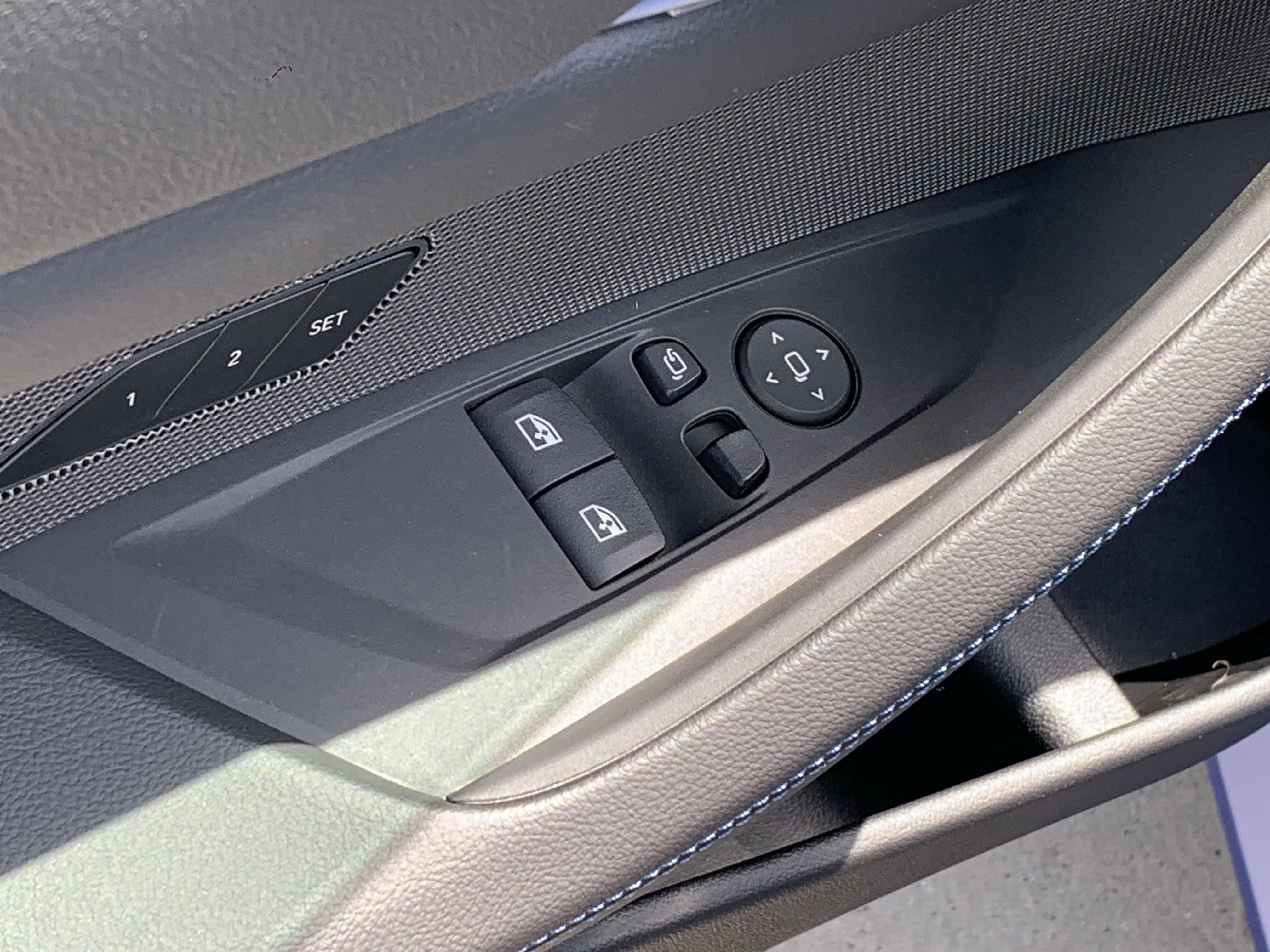 Used 2026 BMW 430i Coupe w/ M Sport Package image 14