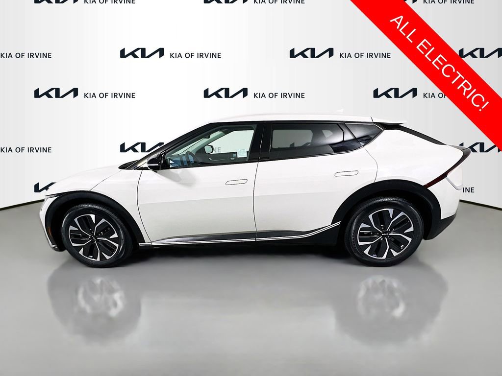 Certified 2024 Kia EV6 Light AWD/4WD image 5