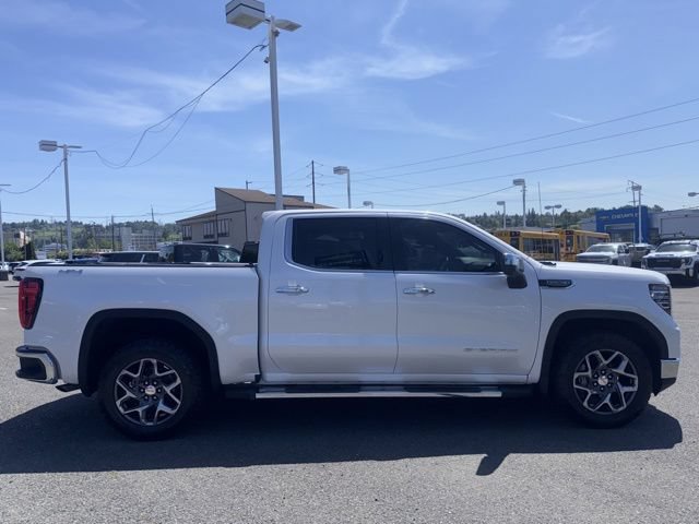 Used 2022 GMC Sierra 1500 SLT w/ SLT Convenience Package AWD/4WD image 6