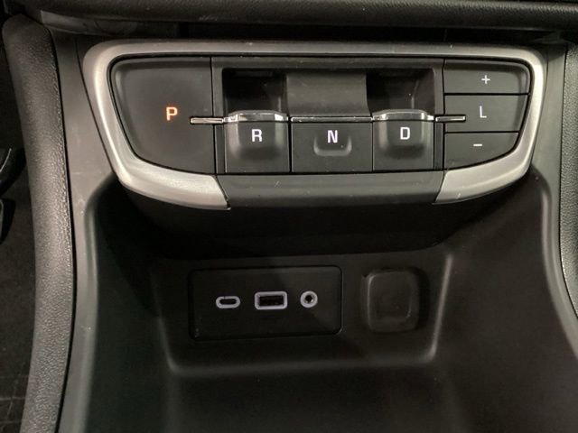 Used 2023 GMC Terrain SLE w/ Driver Convenience Package AWD/4WD image 17