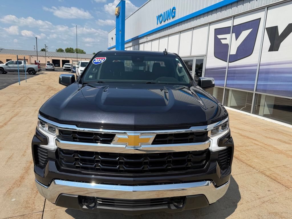 Certified 2024 Chevrolet Silverado 1500 LT AWD/4WD image 8