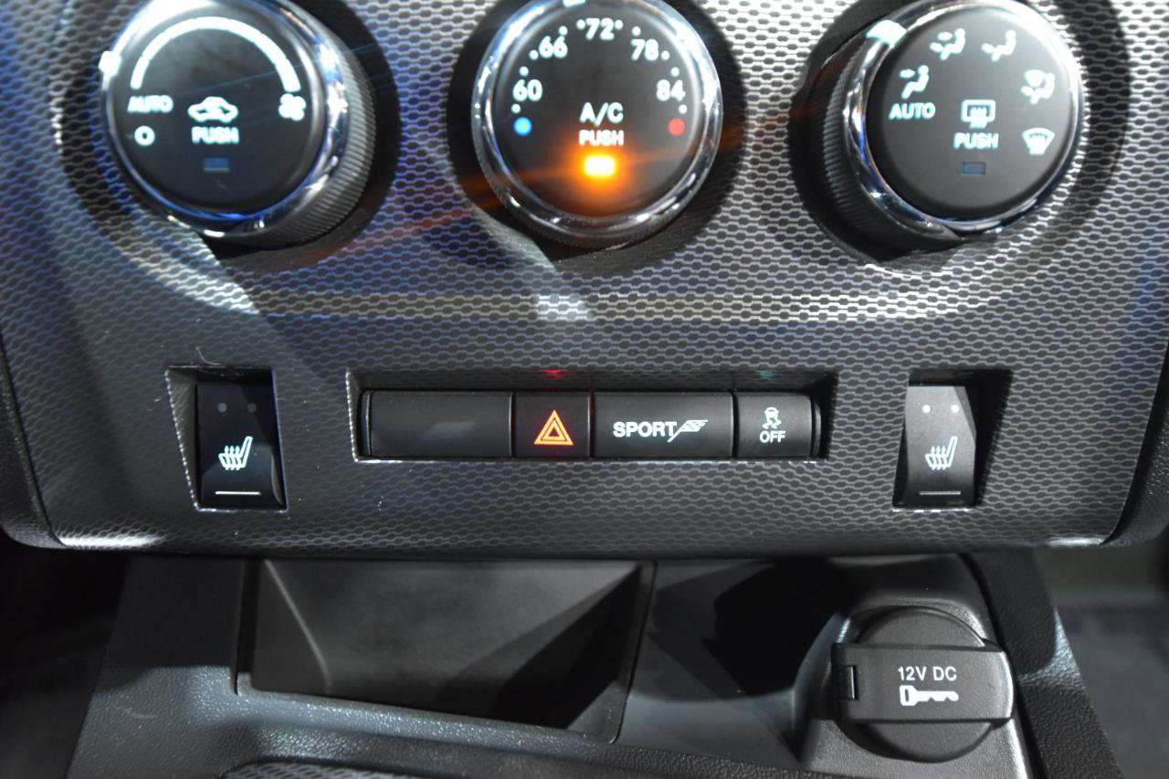 Used 2012 Dodge Challenger R/T image 27
