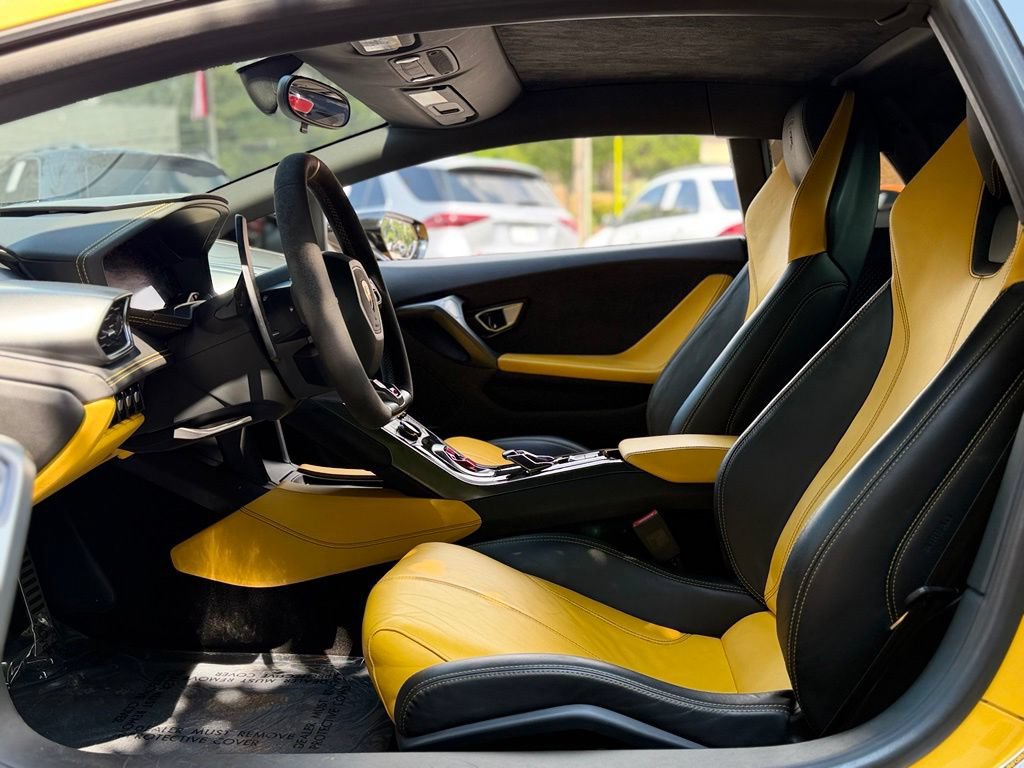 Used 2015 Lamborghini Huracan LP 610-4 AWD/4WD image 26