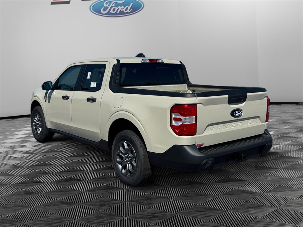 New 2025 Ford Maverick XLT w/ XLT Luxury Package image 5