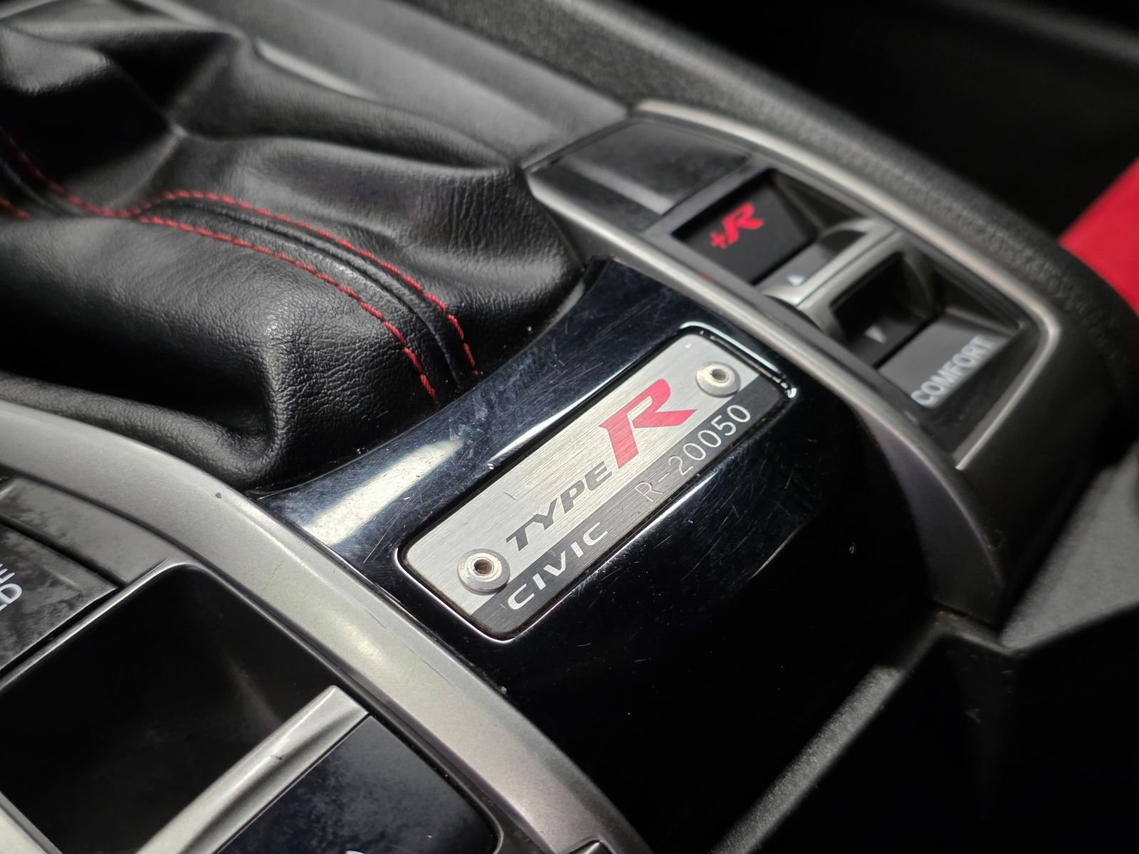 Used 2018 Honda Civic Type R image 4