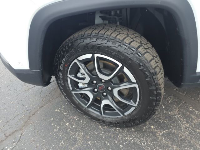 Used 2025 Jeep Compass Trailhawk w/ Trailhawk Elite Group AWD/4WD image 62