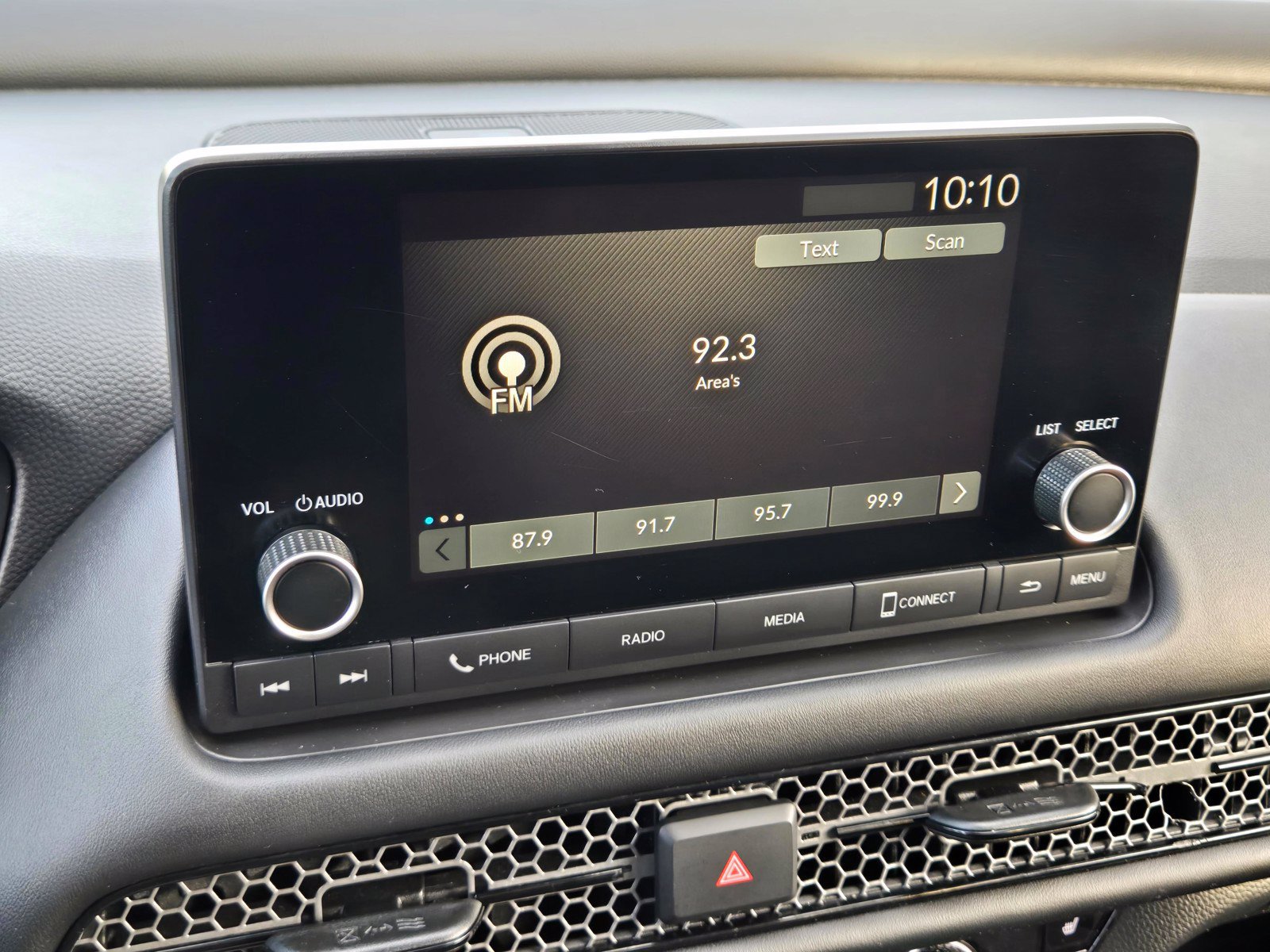 Used 2025 Honda HR-V Sport image 19