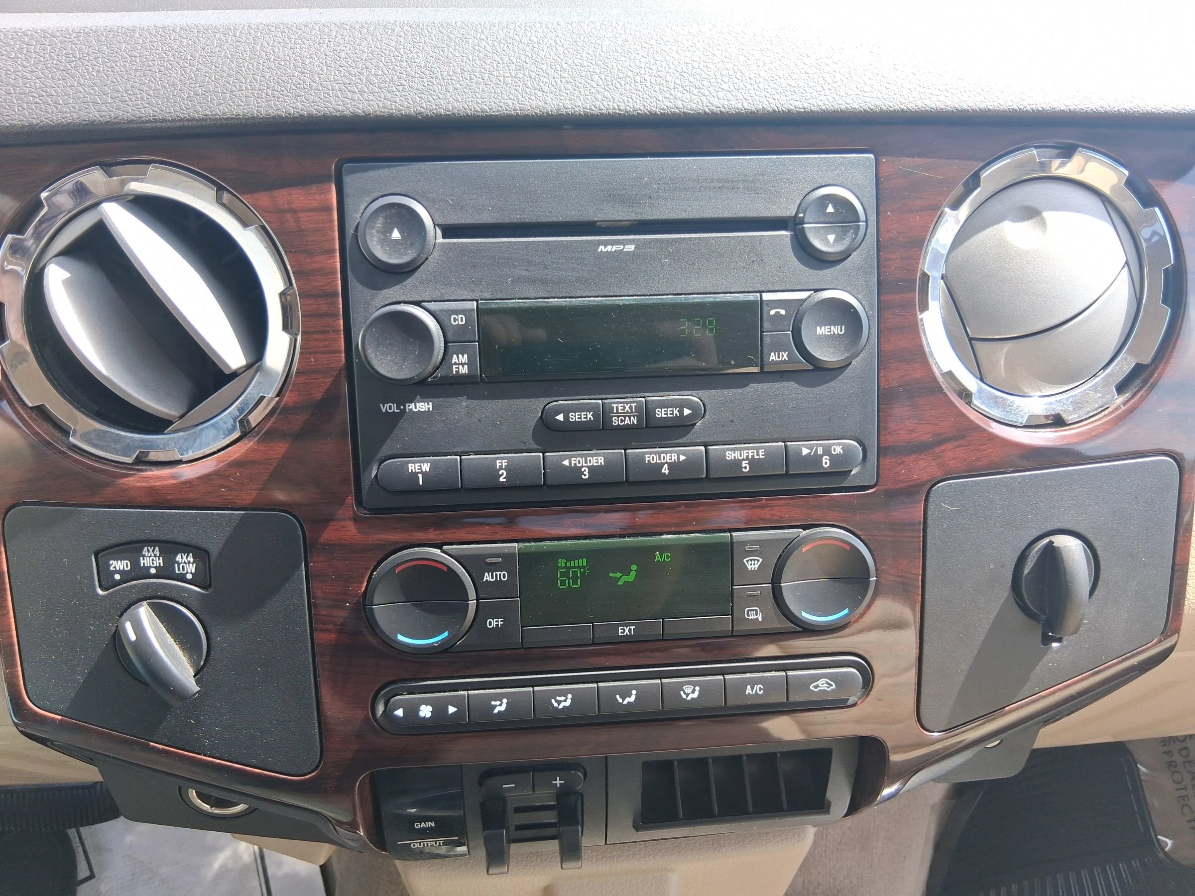Used 2008 Ford F250 FX4 AWD/4WD image 16