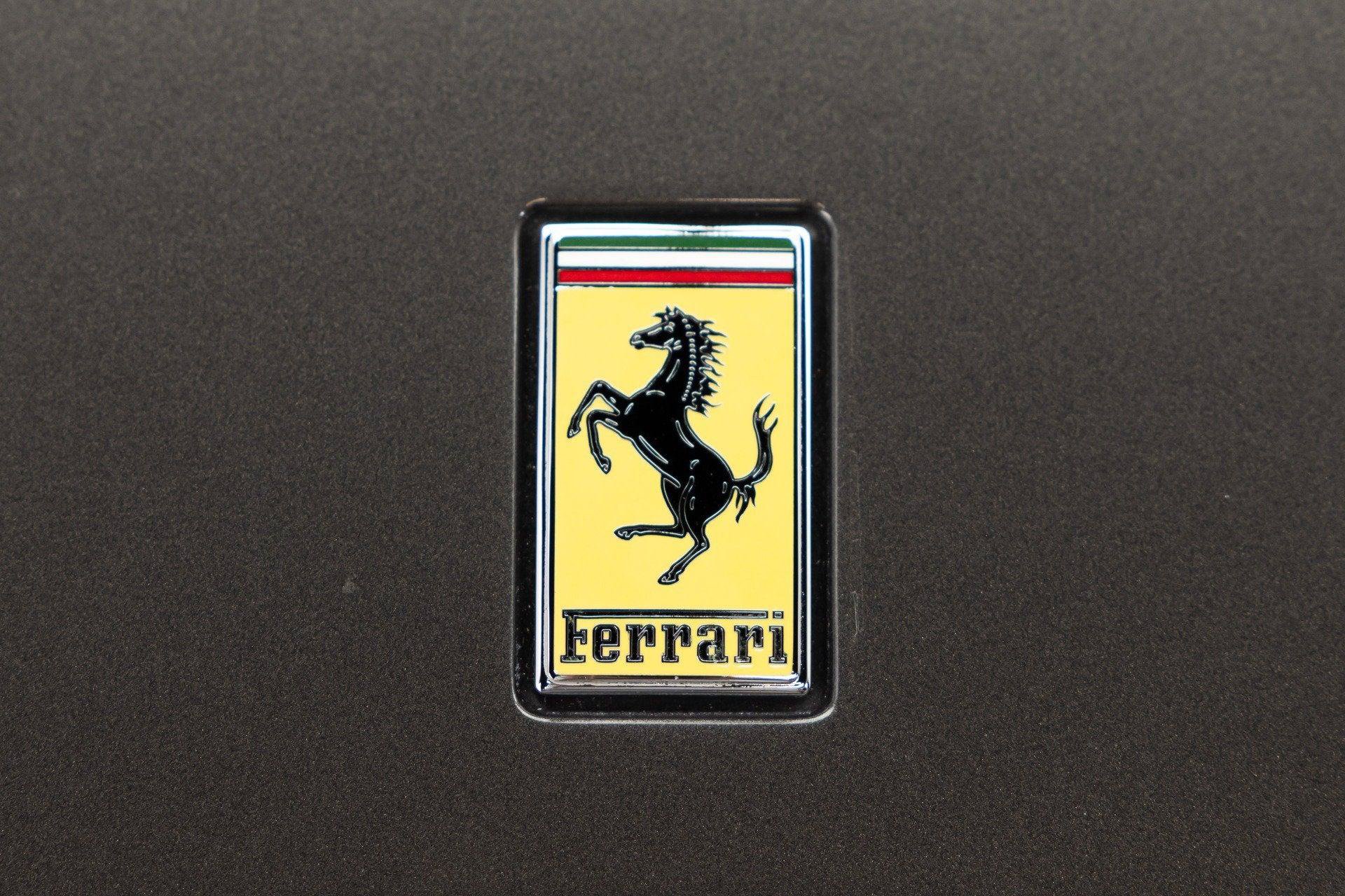 Used 2019 Ferrari Portofino RWD image 25