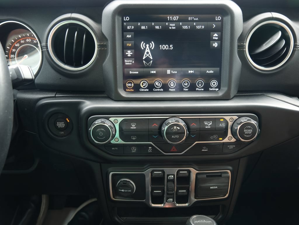 Used 2022 Jeep Gladiator Overland w/ Popular Equipment Package AWD/4WD image 18