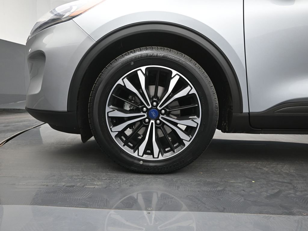 Certified 2022 Ford Escape SE w/ SE Sport Appearance Package image 25