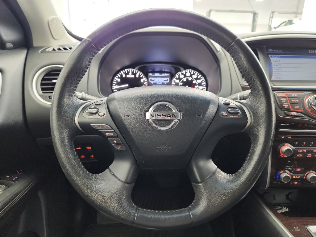 Used 2015 Nissan Pathfinder SL w/ SL Tech Package AWD/4WD image 12