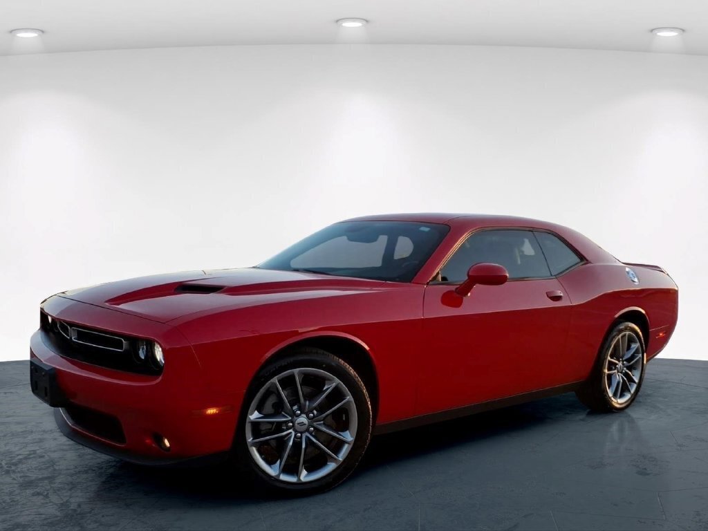 Used 2021 Dodge Challenger SXT w/ Plus Package AWD/4WD image 2