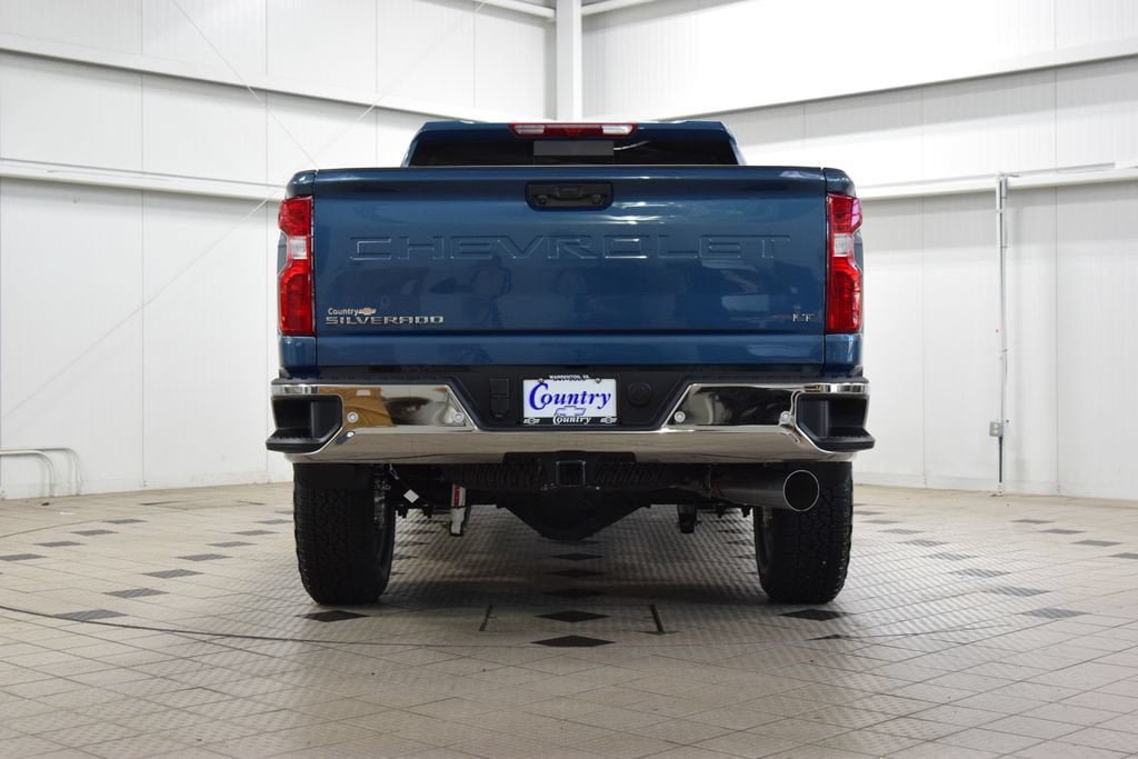New 2026 Chevrolet Silverado 2500 LT w/ All Star Edition AWD/4WD image 7