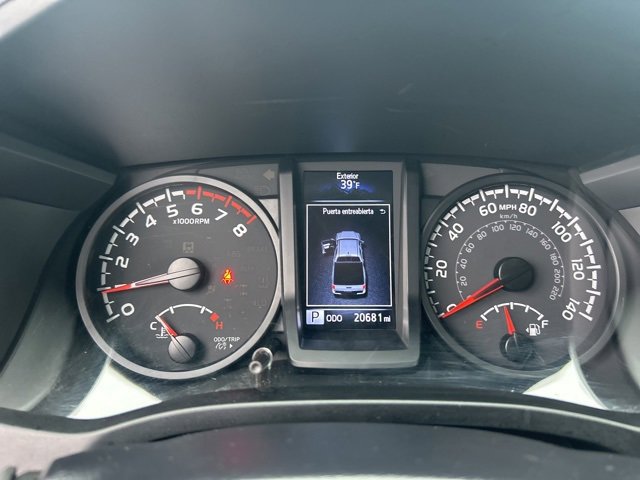 Used 2022 Toyota Tacoma SR image 21